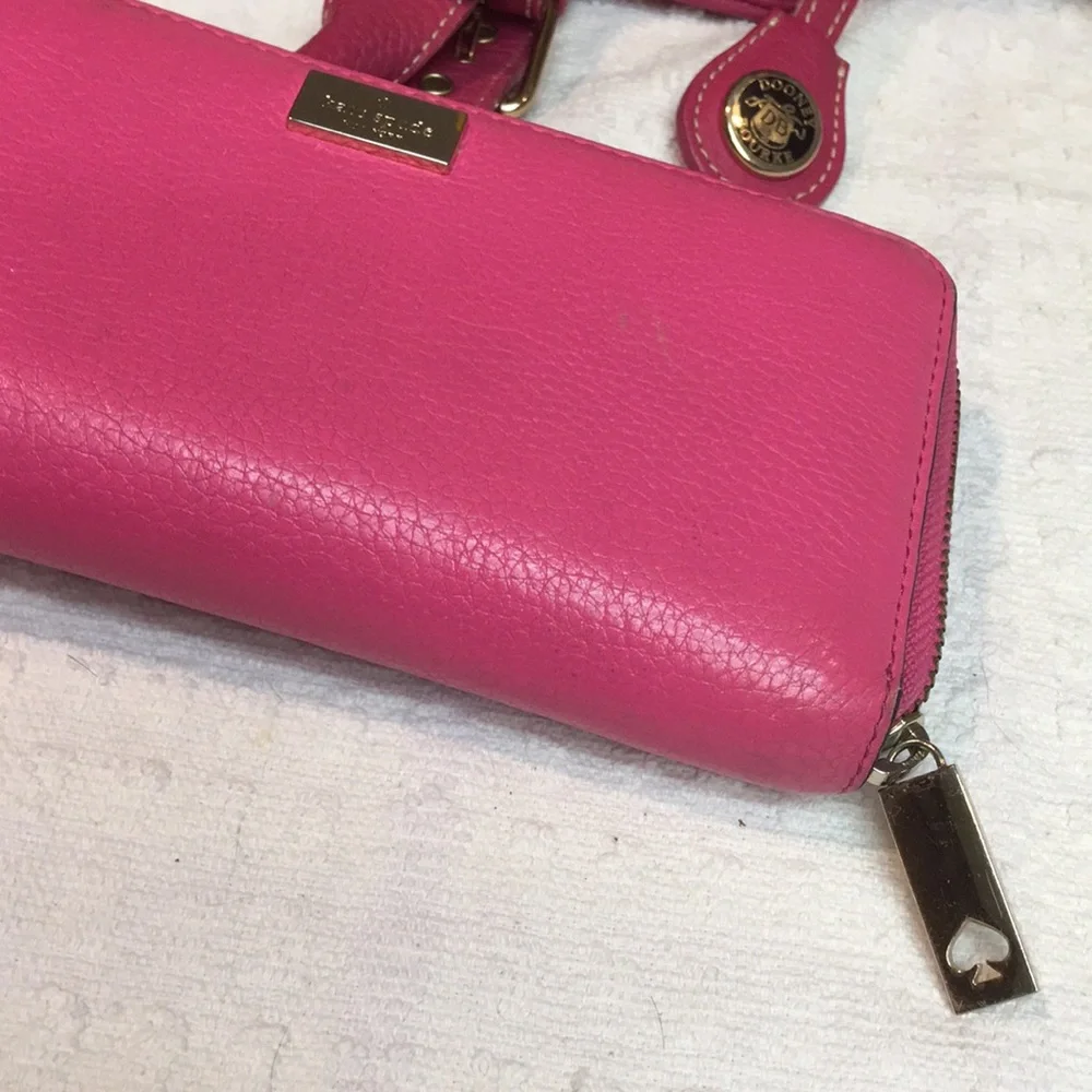 Women’s Pink Leather Zip Wallet - Unbranded